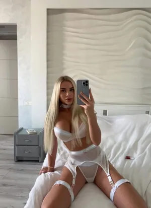 проститутка Евгения VIP, 22, Екатеринбург