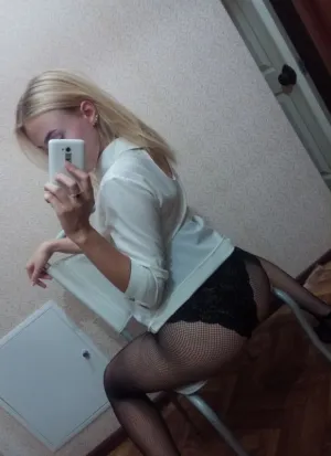 проститутка Александра, 19, Екатеринбург